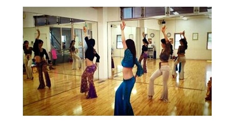 MAZAKI Bellydance School 十三の写真